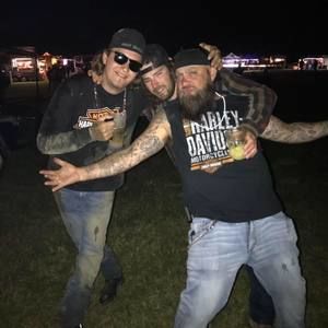 Meet your Posher, Pat